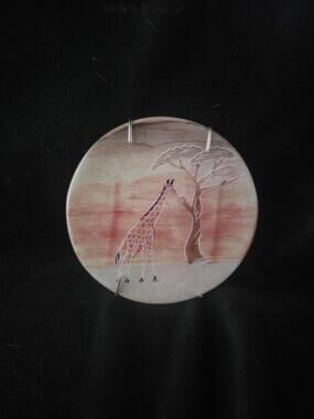 African Safari Giraffe Soapstone Plate Hand Etched & Painted Decor 6.25"